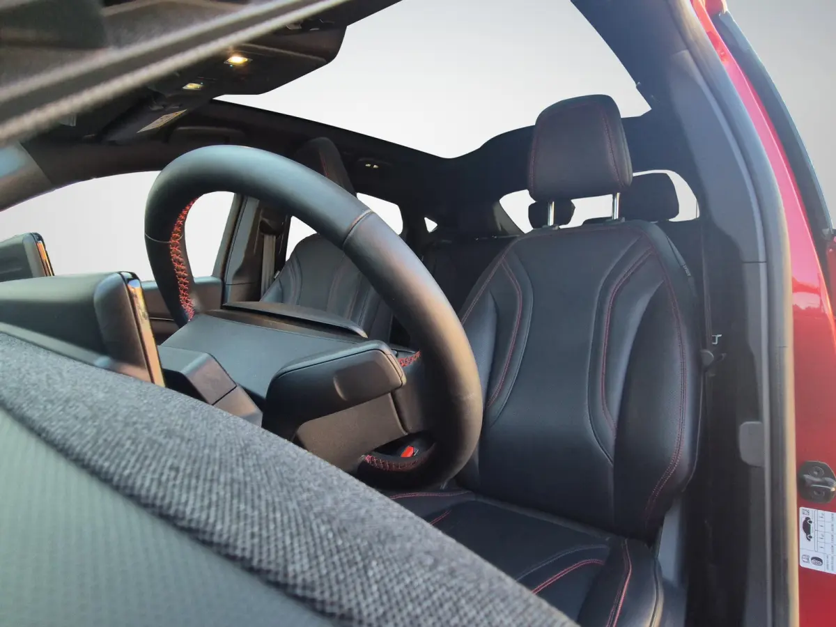AWD 75 kWh 258pk | Pano | Technology Pack+ | SOH 95% |