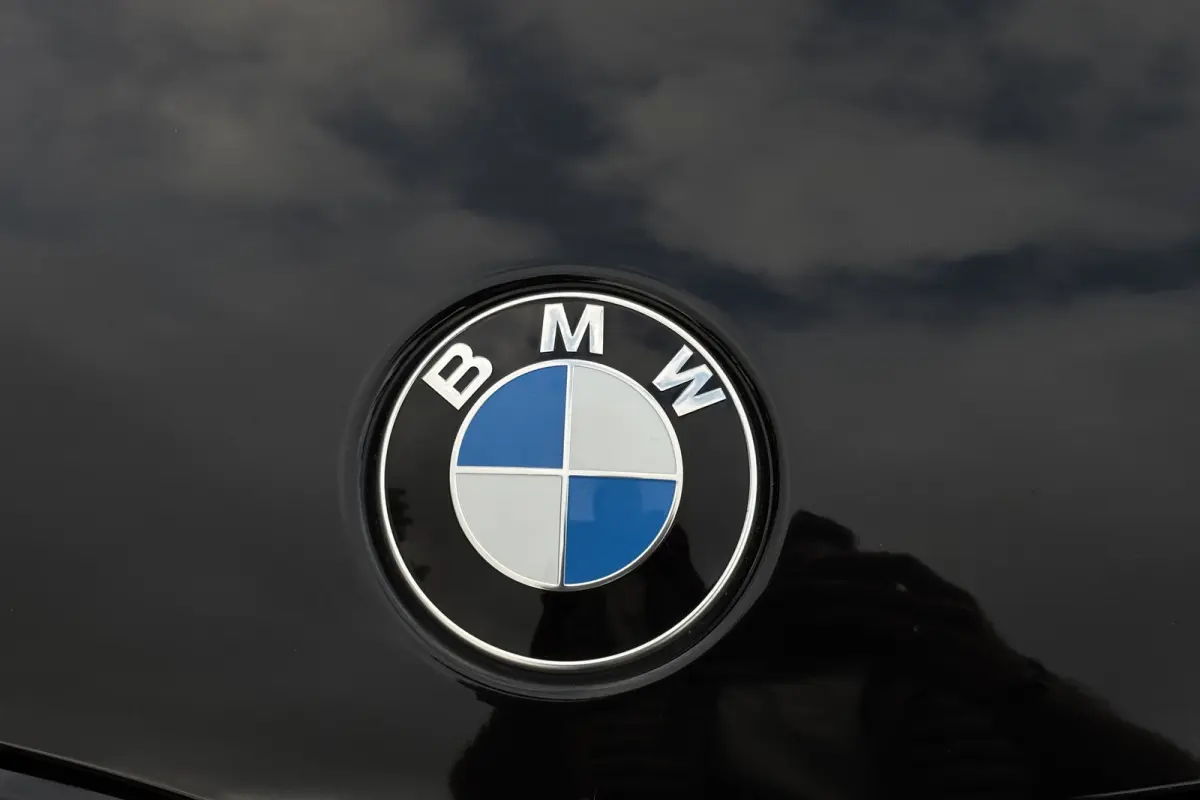 xDrive25e | Trekhaak | LED | PDC V & A | Elektrische Klep | DAB | 35x op voorraad!