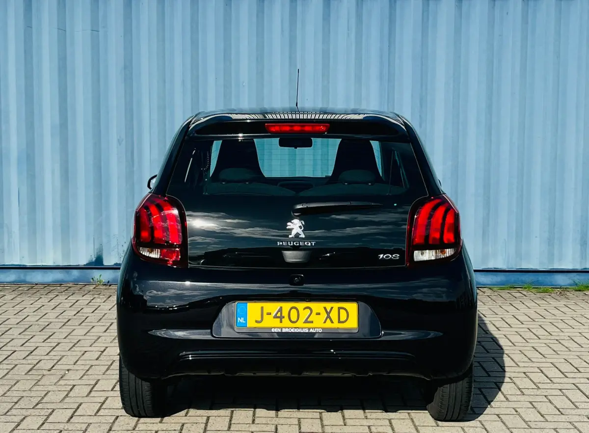 1.0 e-VTi Active Achteruitrijcamea | Apple carplay & Android auto | Airco | Stuurwiel multifunctioneel |  Navigatie