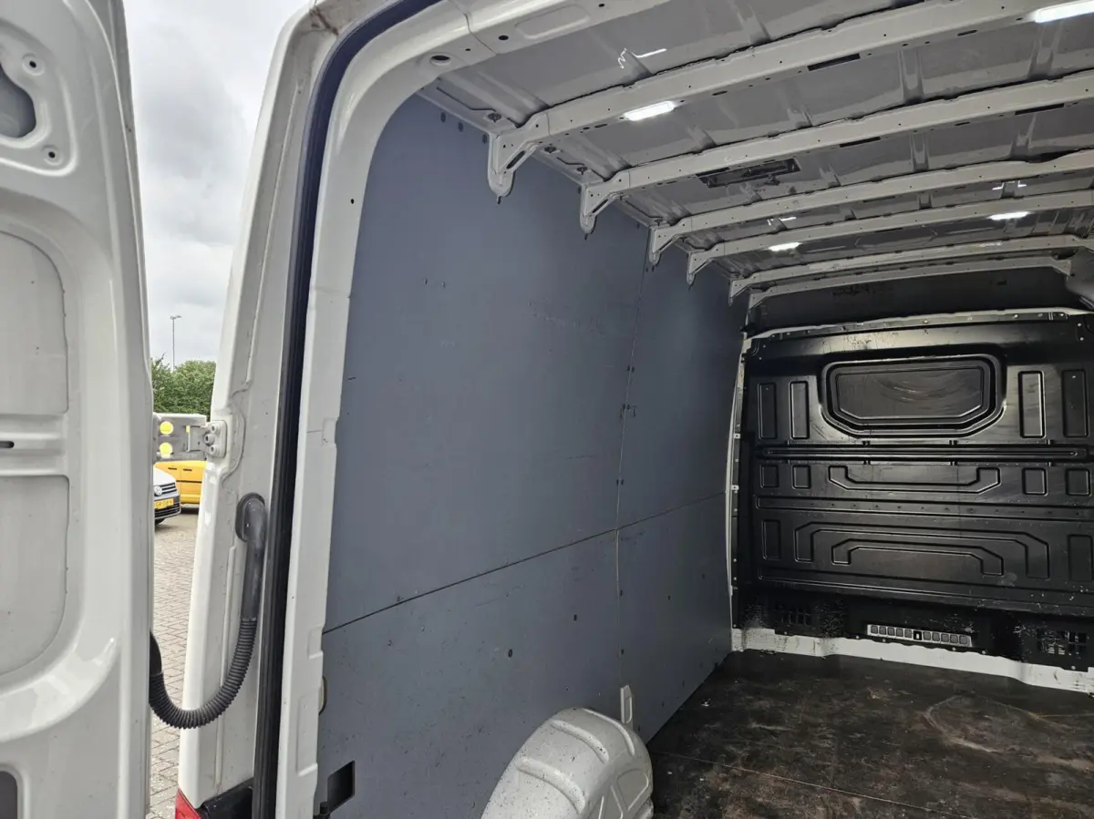 2.0 TDI L3H3 Airco Trekhaak Onderhouden NAP