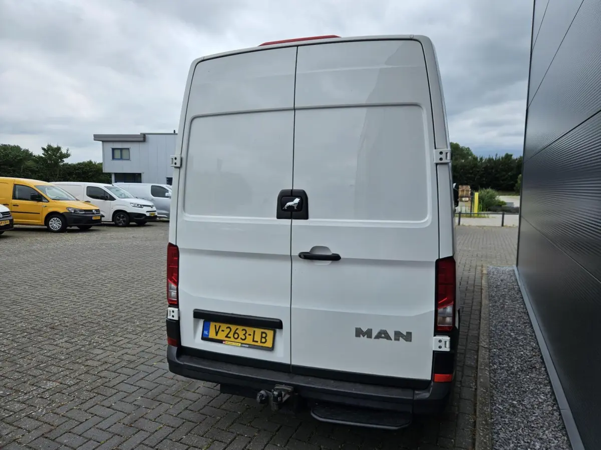 2.0 TDI L3H3 Airco Trekhaak Onderhouden NAP