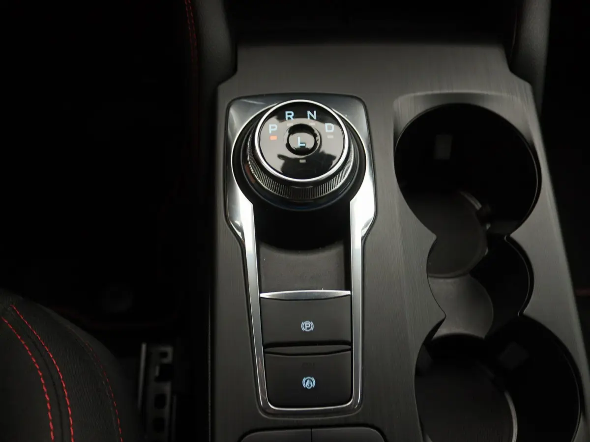 2.5 PHEV ST-Line | Apple Carplay/Android Auto | Camera | Winter Pakket | Led Verlichting |