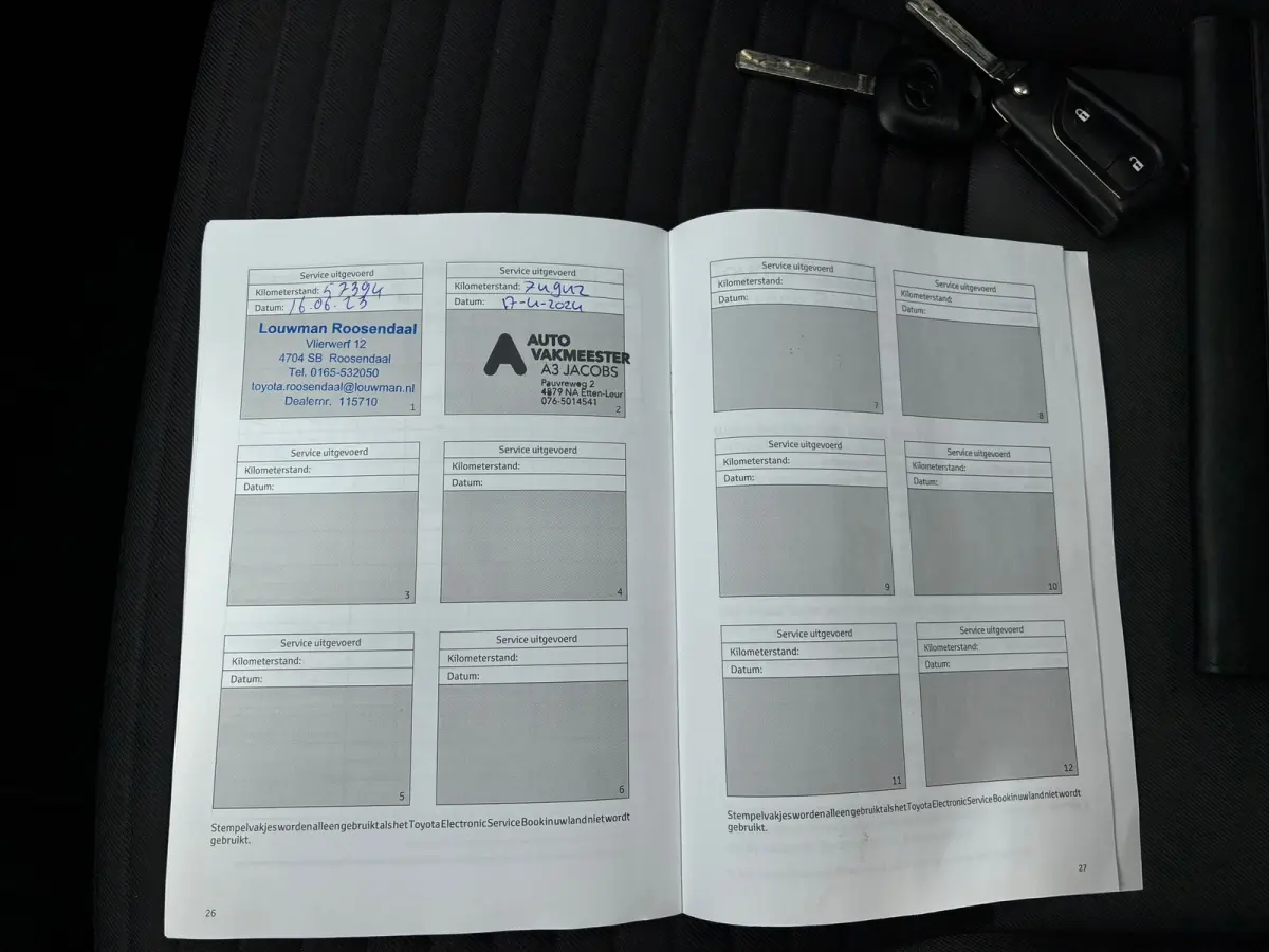 1.0 VVT-i Connect |'' 116.000 KM '' + Achteruitrijcamera Nu € 11.975,-!!!