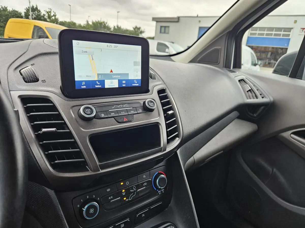 1.5 EcoBlue L1 Airco Camera Navi Trekh