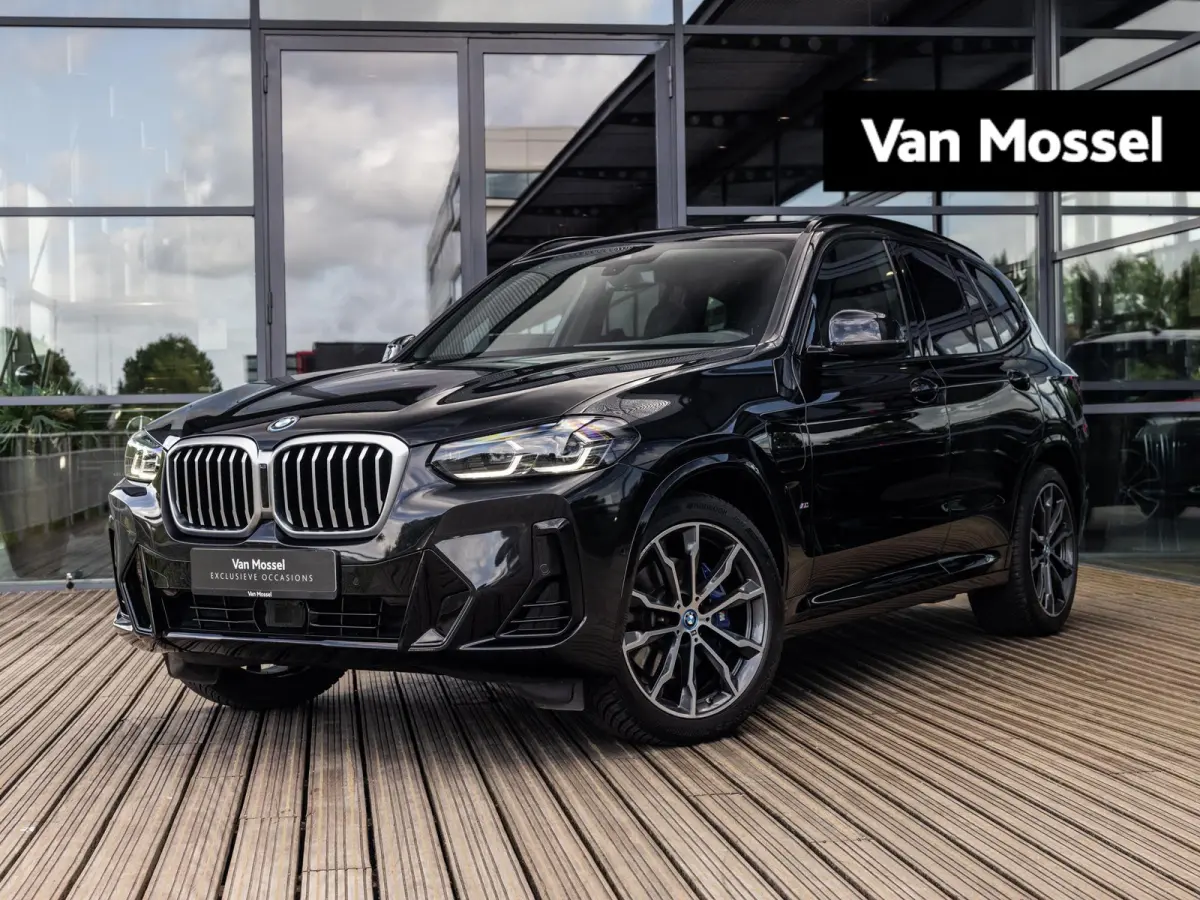 xDrive30e High Executive | M-SPORT | PANO-SCHUIFDAK | HARMAN KARDON | HEAD-UP | CAMERA | LEER