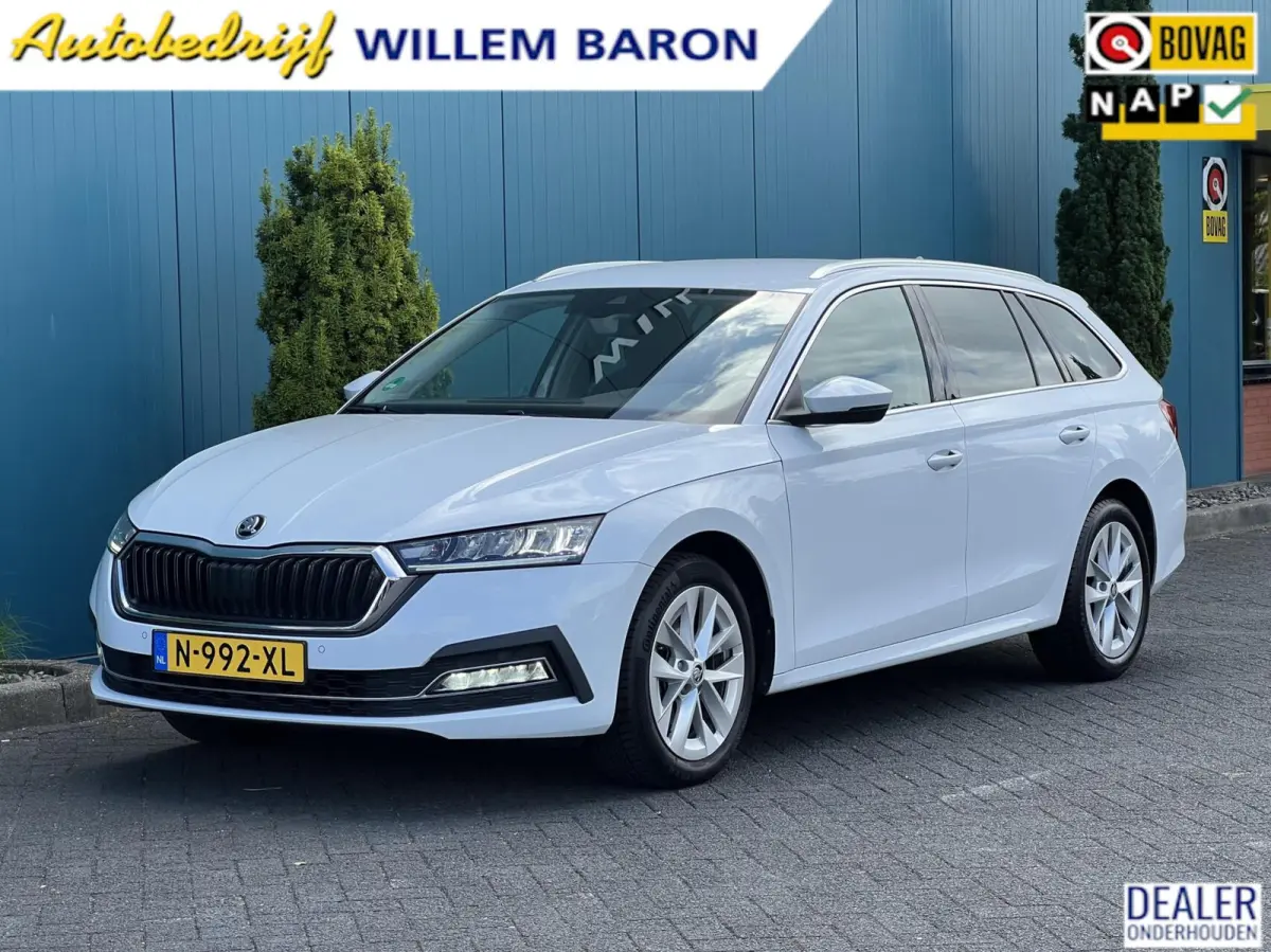 1.0 TSI Business Edition CARPLAY | TREKH | CRUISE | STOELVERW | DIGI.DASH | ELEK.A.KLEP | NAV | LED | DAB | ECC | 17'LMV