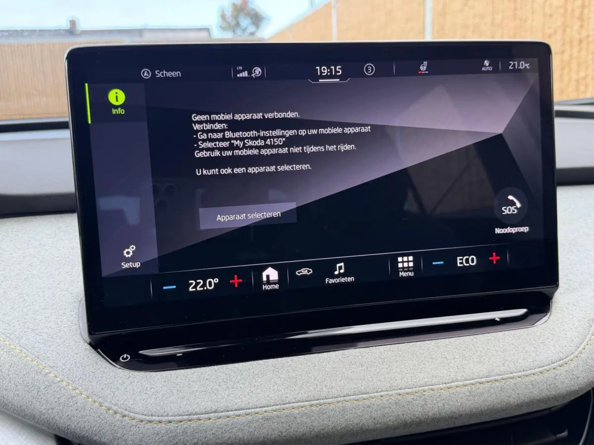 80 Leer/alcantara SoH 96,23% | Warmtepomp | LED koplampen | Sfeerverlichting | Parkeersensoren voor en achter | Navigatiesysteem | Apple CarPlay/Android Auto Full-Link | Cruise & Climate con