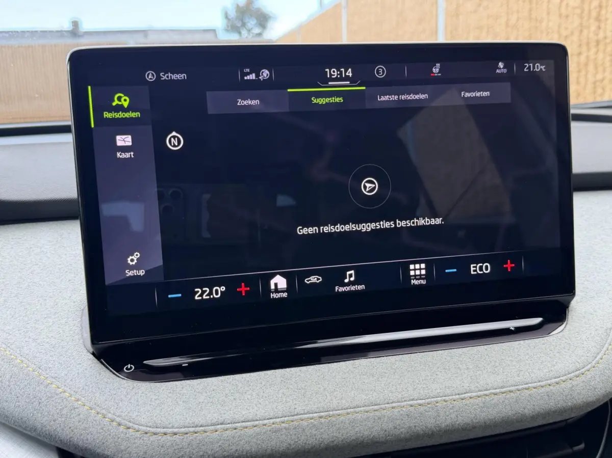 80 Leer/alcantara SoH 96,23% | Warmtepomp | LED koplampen | Sfeerverlichting | Parkeersensoren voor en achter | Navigatiesysteem | Apple CarPlay/Android Auto Full-Link | Cruise & Climate con