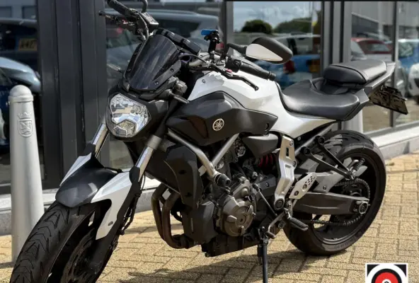 | NETTE STAAT | Akrapovic | A2 Code 80 Certificaat |