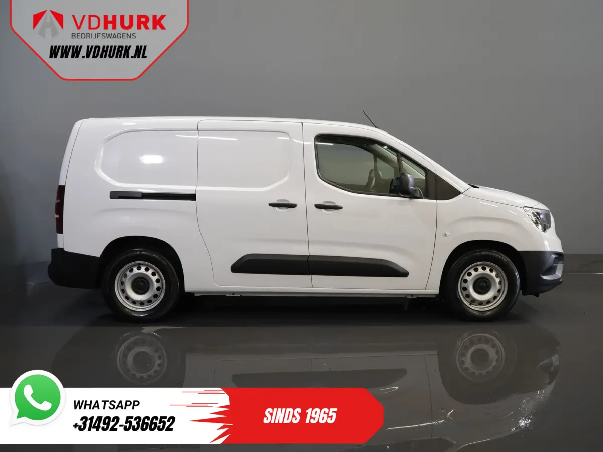 135 pk 50kWh 285 km WLTP L2 Snellader/ Cruise/ Airco/ PDC/ DAB/ Bluetooth