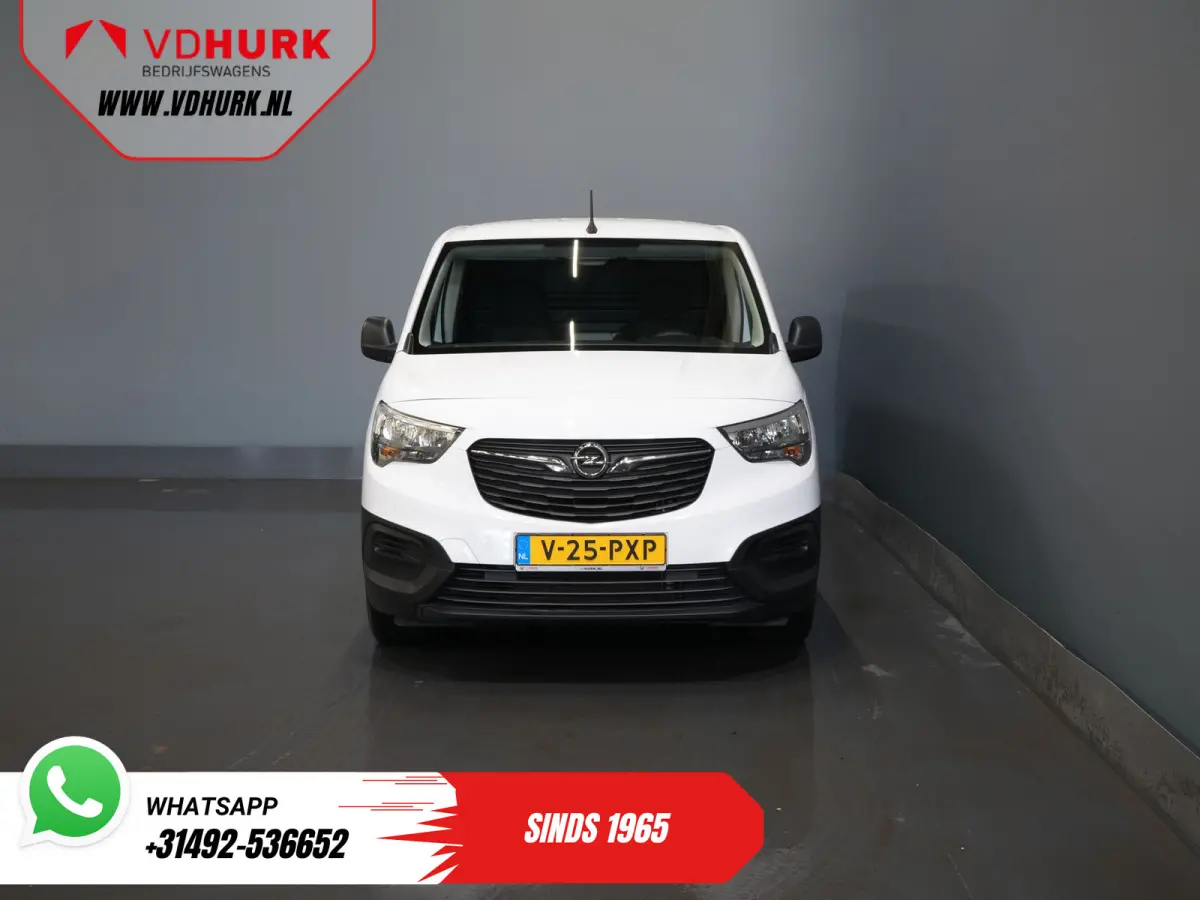 135 pk 50kWh 285 km WLTP L2 Snellader/ Cruise/ Airco/ PDC/ DAB/ Bluetooth