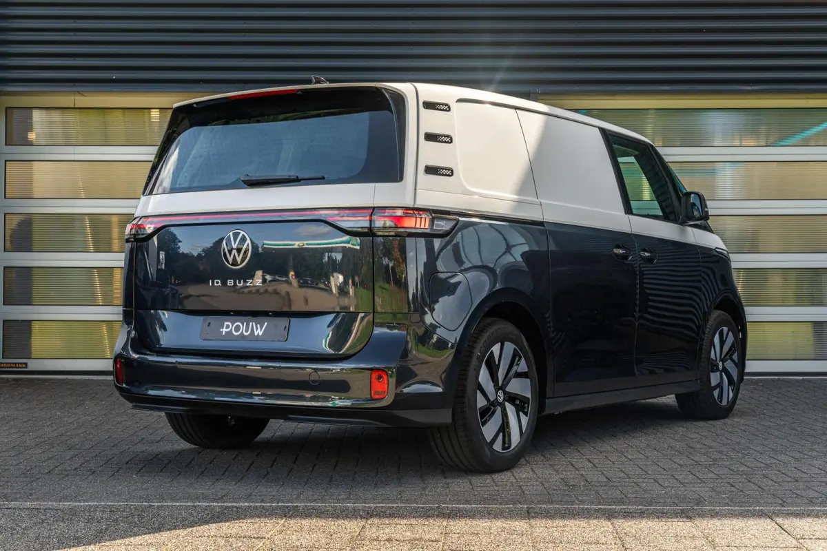 190pk Bulli Limited Edition 59 kWh | Stoelen Pakket | Trekhaak Wegklapbaar