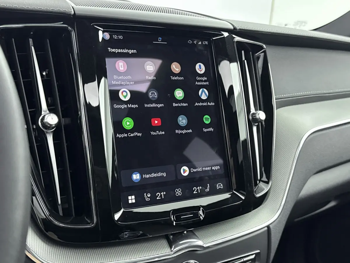 POLESTAR Engineered T8 hybrid Long Range | SoH 100% | Bowers & Wilkins | Panoramadak | PDC V+A en 360 camera | Stoel + Stuurverwarming | Keyless | BLIS | Alarm |
