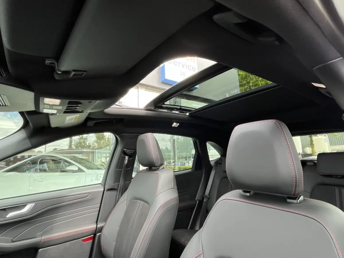 2.5 PHEV ST-Line X 243pk e-CVT Automaat | Pano | E-Trekhaak | Coast-to-Coast Matrix LED | Winter Pack | HUD | Driver Assistance Pack | All Season | etc. etc.