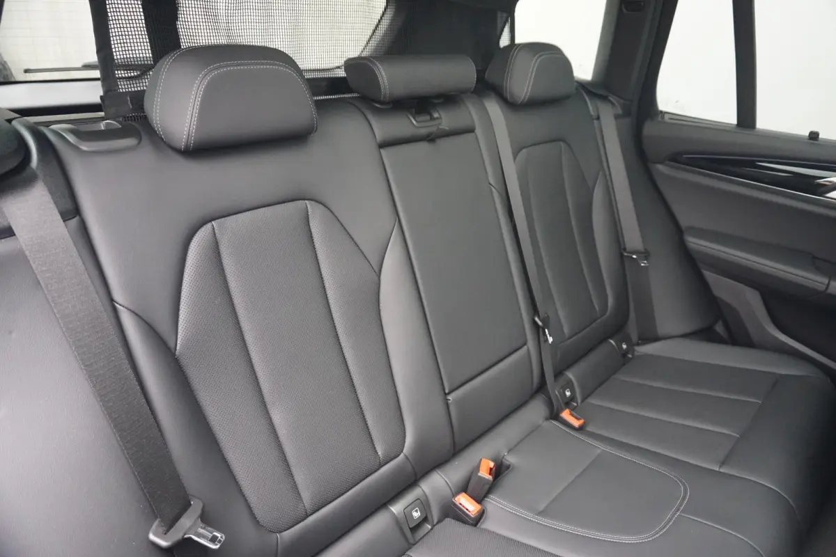 xDrive30e | SoH 91% | Panoramadak | Head-Up Display | Trekhaak | Laserlight | Active Cruise Control