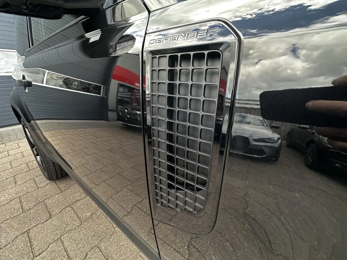 3.0 D200 MHEV SE
