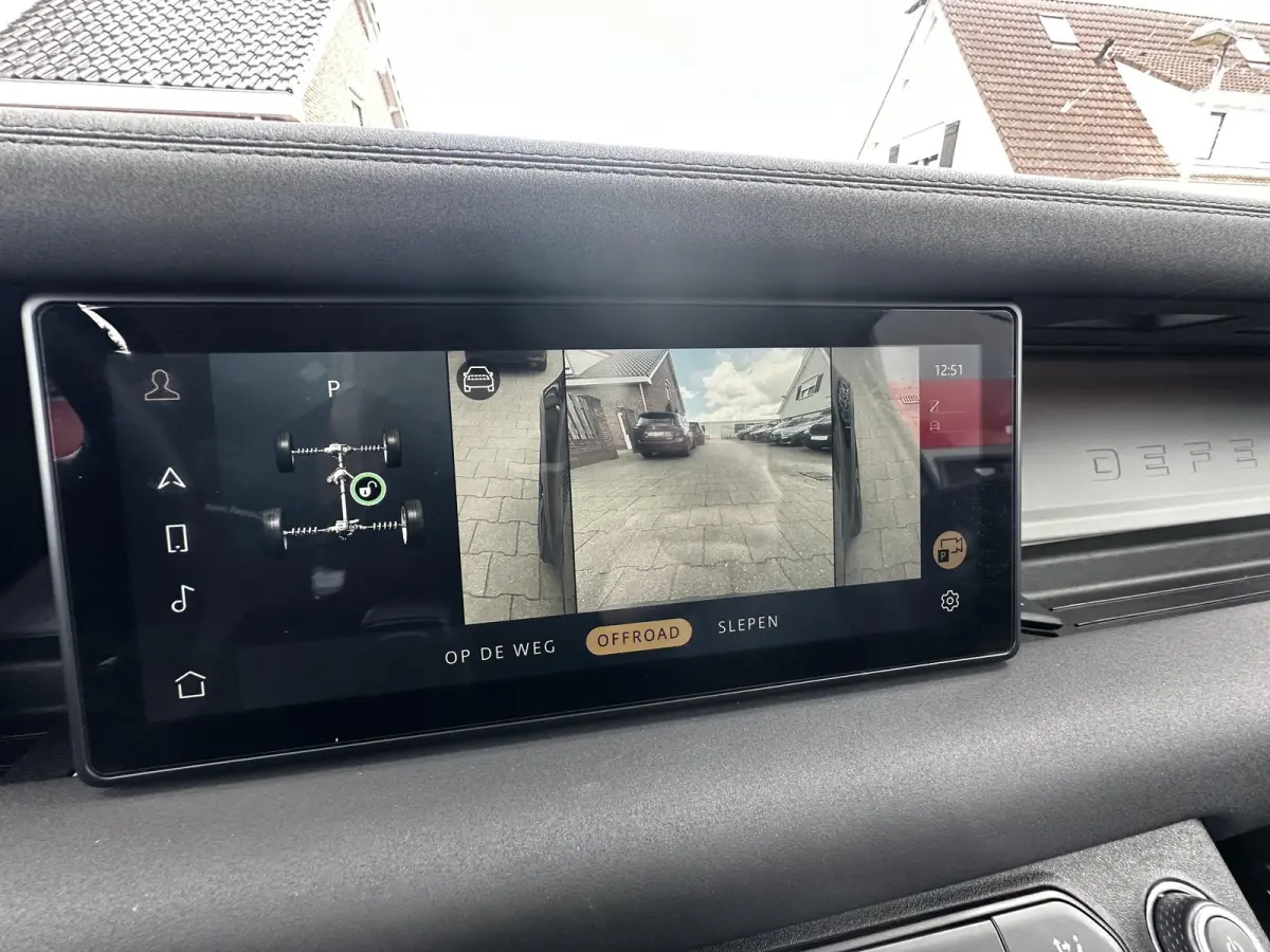 3.0 D200 MHEV SE