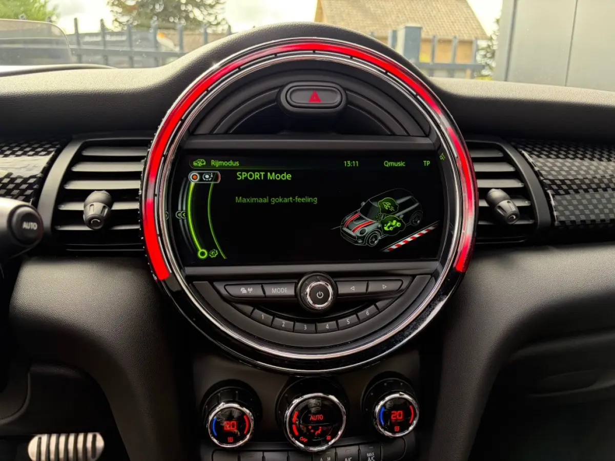 John Works 2.0 231pk Aut. Pano JCW-stoelen HUD LED Carplay H/K NL-auto