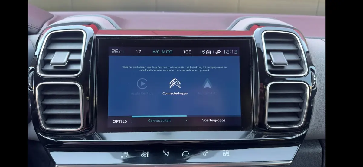 1.6 Plug-in Hybrid 225 Business Plus | Apple Carplay / Android Auto | Cruise Control | Adaptieve Lane Assist | Climate Control | Parkeersensoren Voor en Achter | Navigatie | Keyless Entry | 