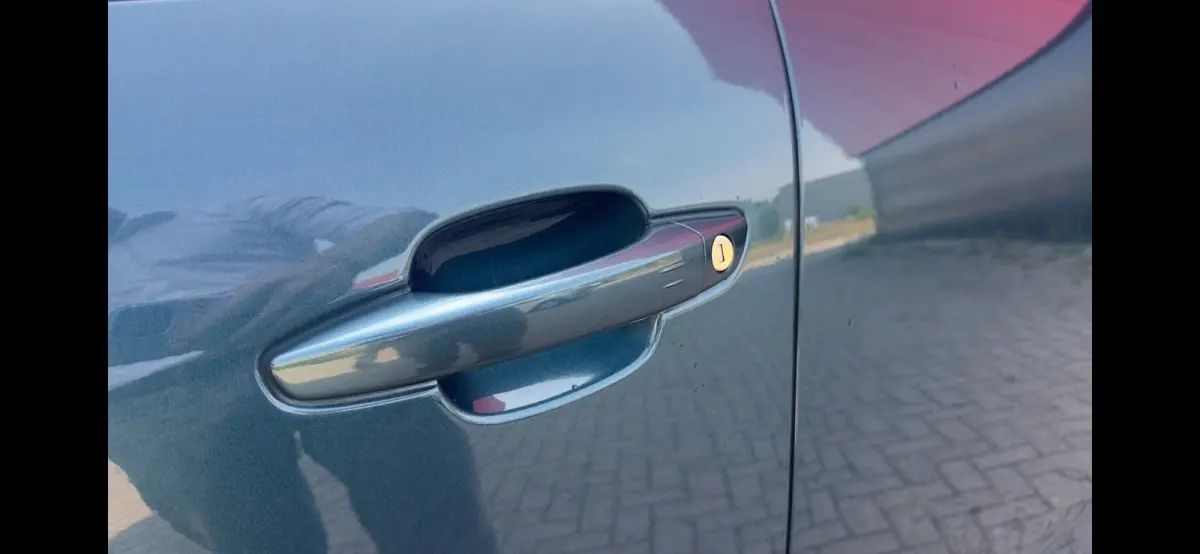 1.6 Plug-in Hybrid 225 Business Plus | Apple Carplay / Android Auto | Cruise Control | Adaptieve Lane Assist | Climate Control | Parkeersensoren Voor en Achter | Navigatie | Keyless Entry | 