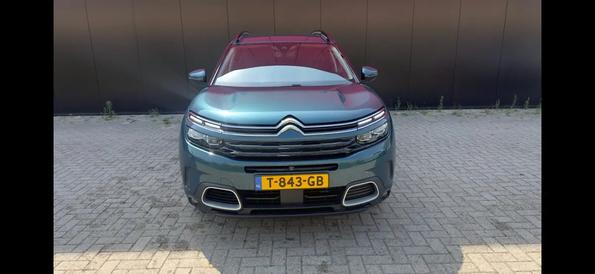 1.6 Plug-in Hybrid 225 Business Plus | Apple Carplay / Android Auto | Cruise Control | Adaptieve Lane Assist | Climate Control | Parkeersensoren Voor en Achter | Navigatie | Keyless Entry | 