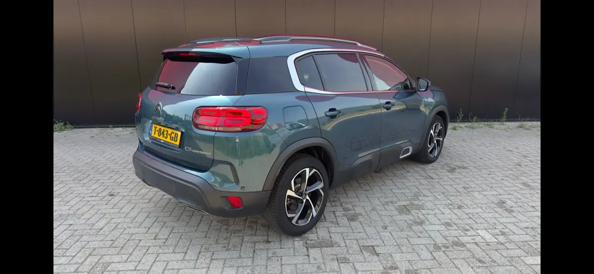 1.6 Plug-in Hybrid 225 Business Plus | Apple Carplay / Android Auto | Cruise Control | Adaptieve Lane Assist | Climate Control | Parkeersensoren Voor en Achter | Navigatie | Keyless Entry | 