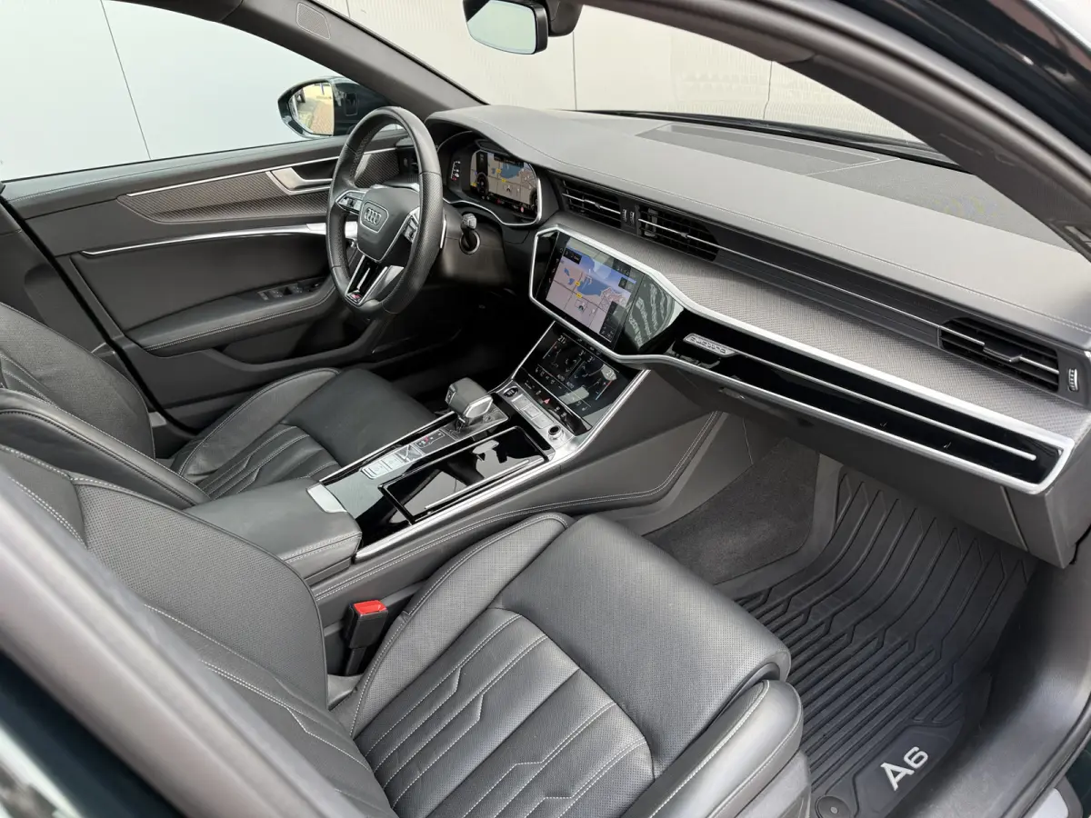 55 TFSI e 367pk quattro Pro Line S Competition | Audi Exclusive kleur