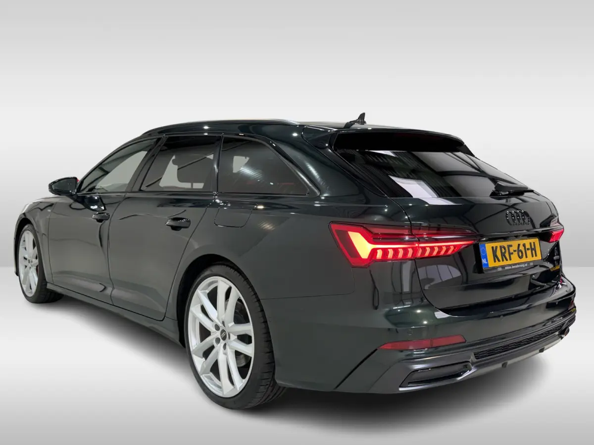 55 TFSI e 367pk quattro Pro Line S Competition | Audi Exclusive kleur