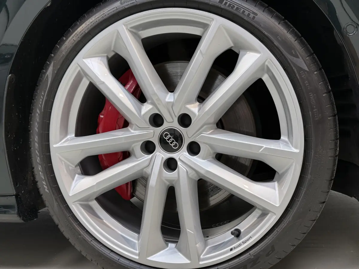 55 TFSI e 367pk quattro Pro Line S Competition | Audi Exclusive kleur