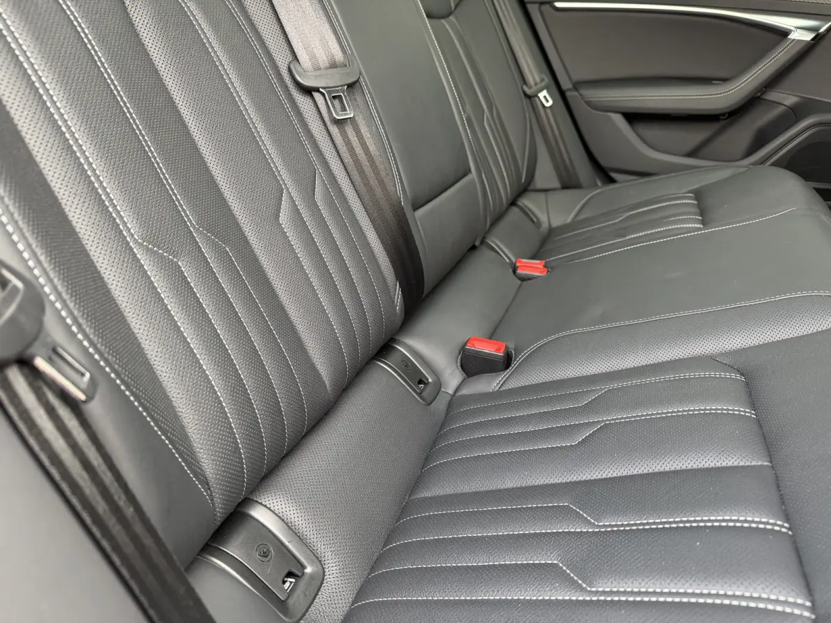 55 TFSI e 367pk quattro Pro Line S Competition | Audi Exclusive kleur