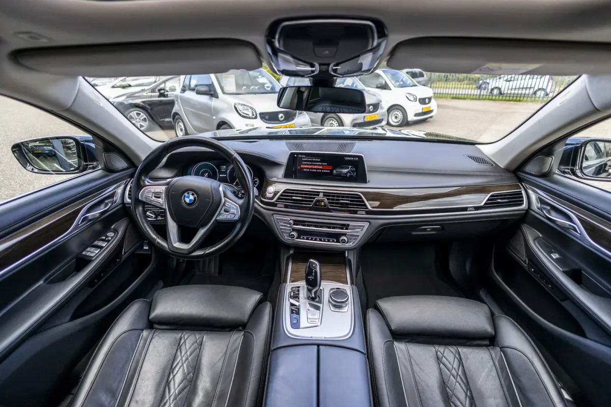 740Le iPerformance High Executive