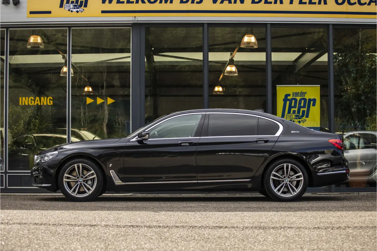 740Le iPerformance High Executive