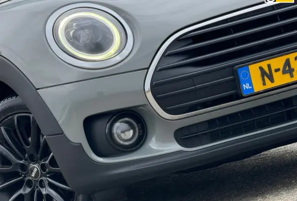 1.5 One Business Edition Automaat - Moonwalk Grey - Nav/Carplay/Excitement pakket