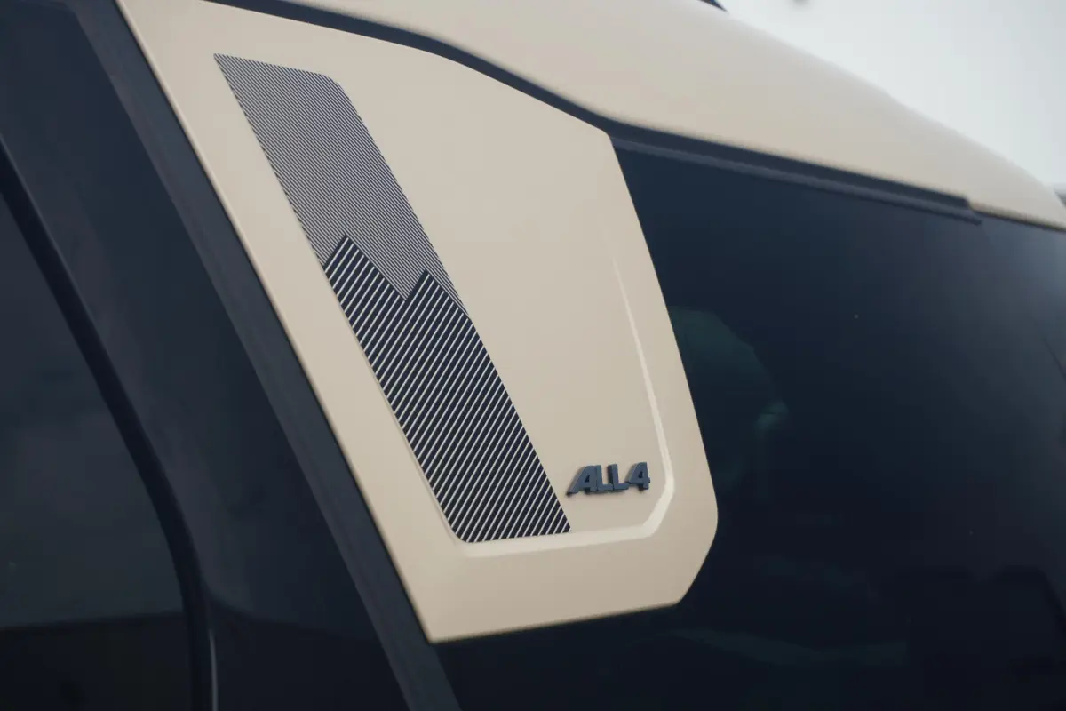 SE ALL4 | Favoured Uitvoering | Pakket XL | Harman Kardon | Memorystoelen | Panoramadak | Trekhaak | Driving Assistant Professional |