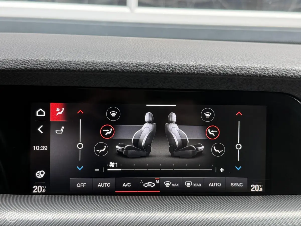 2.0 T AWD Veloce Panodak Leer Navi Carplay Camera Harman Kardon Trekhaak