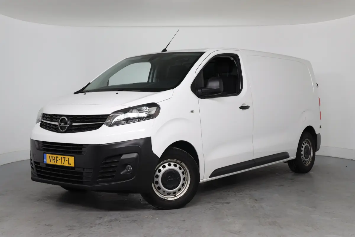 1.5 CDTI L2H1 Edition | Camera | Parkeersensoren | Navigatie | Apple Carplay & Android Auto | Cruise Control | Airco |