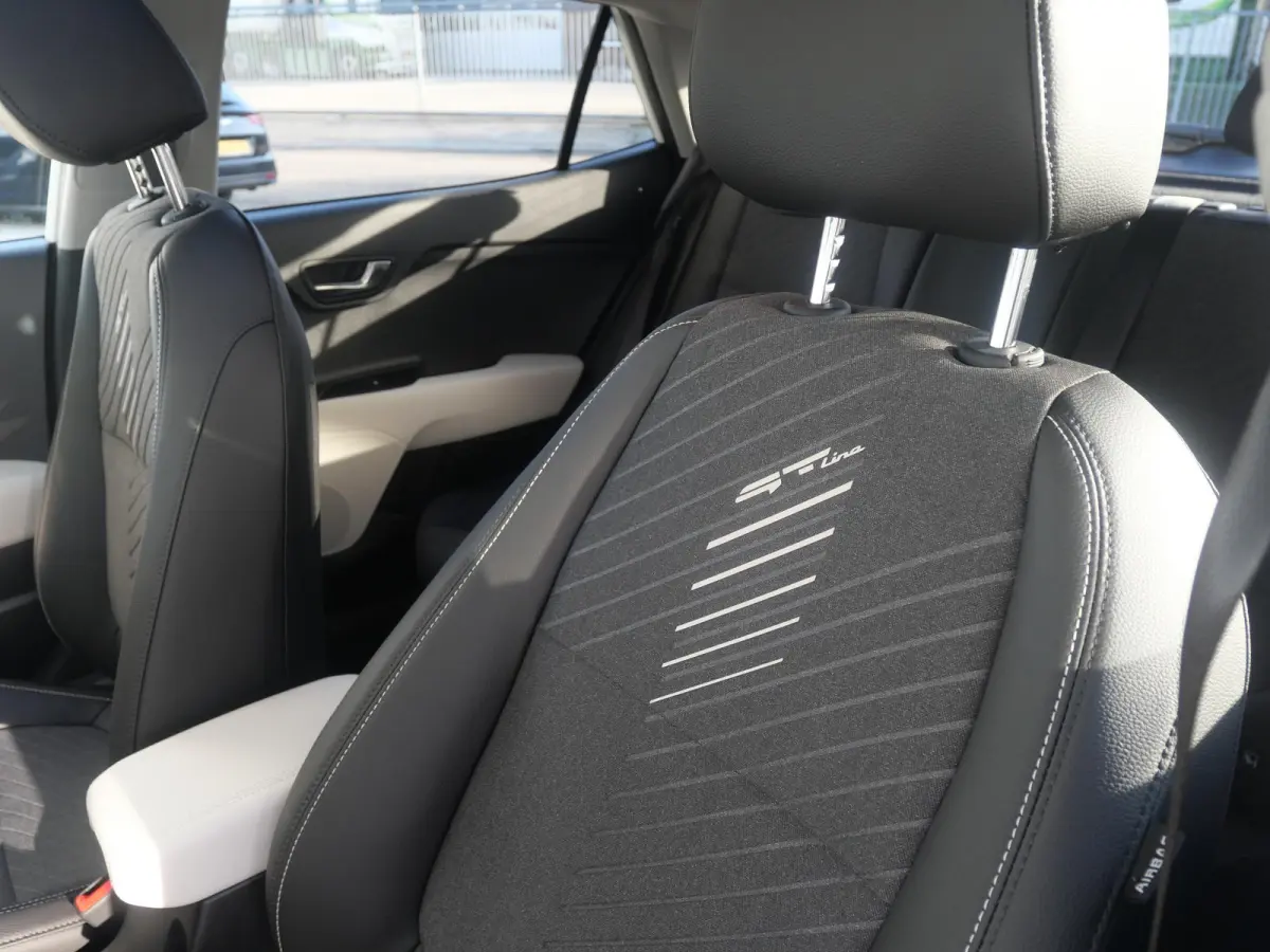 1.0 T-GDi MHEV GT-Line | Schuif/kantel | Navigatie | Camera | Carplay | Climate | Cruise