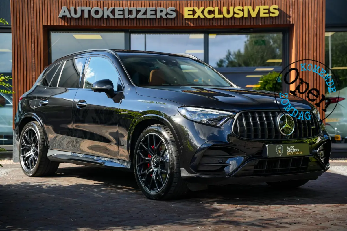 GLC 63 S AMG Burmester Memory AMG Track Pace Performance Panoramadak 360 Camera HUD