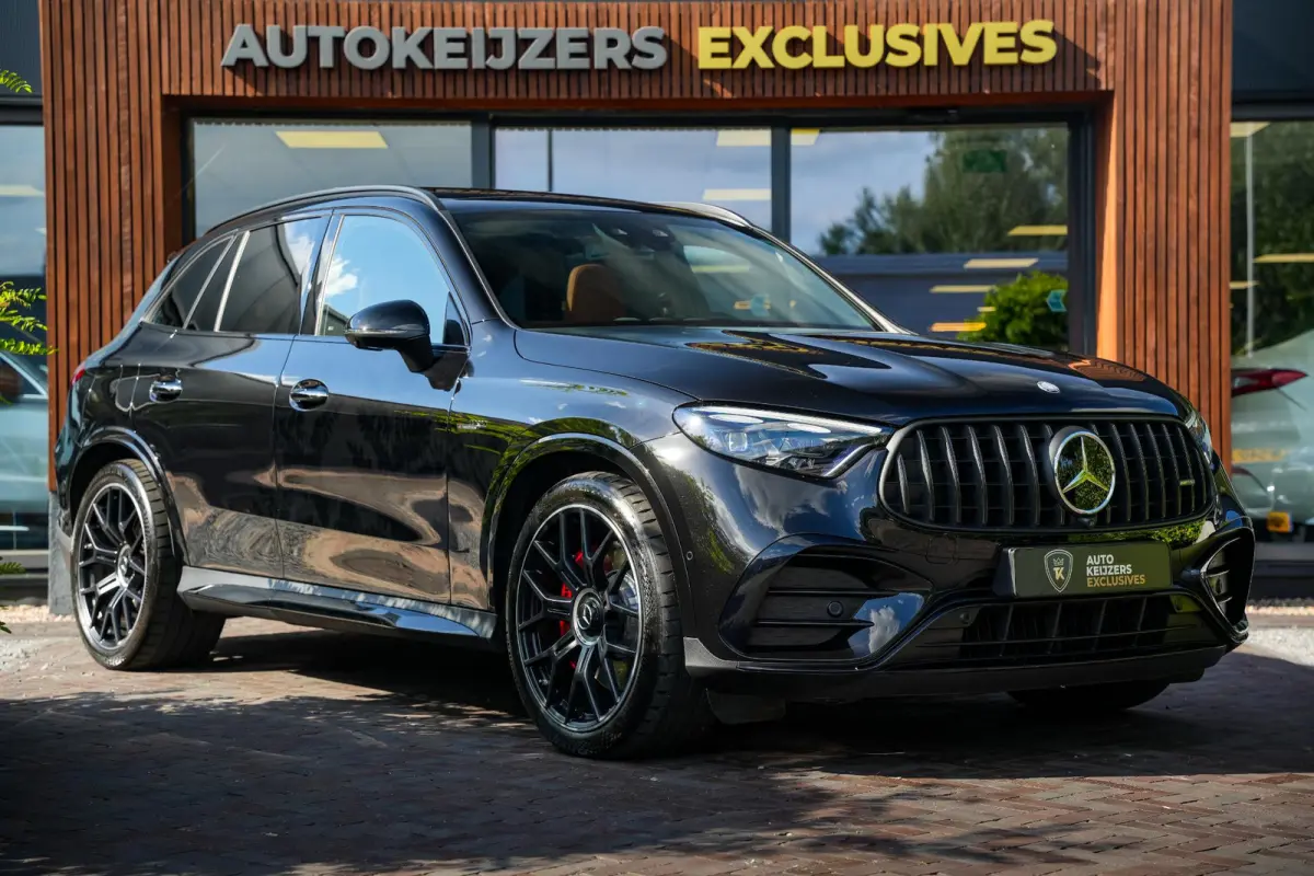 GLC 63 S AMG Burmester Memory AMG Track Pace Performance Panoramadak 360 Camera HUD