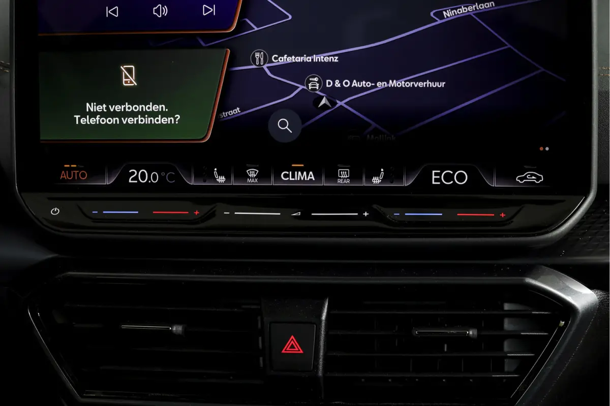 1.5 TSI e-Hybrid 272 PK VZ Extreme | Bronze Matt | S/K-Panodak | Sennheiser | Elek. stoelen | Matrix LED | Adapt. Cruise | Stoel-+stuurverw. | Camera | NAV+App. Connect | Elek. Klep | LM 19"