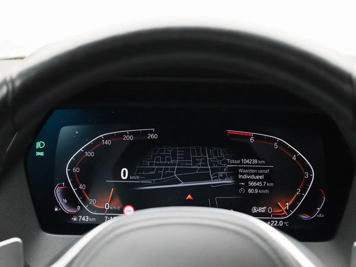 120i Business Edition | M-Sport 50 Jahre | Automaat | Apple Carplay / Android Auto | Navigatie | Stoel/Stuur verwarming | M-Aerodynamica | Half leder | Virtual cockpit | Cruise Control | Par