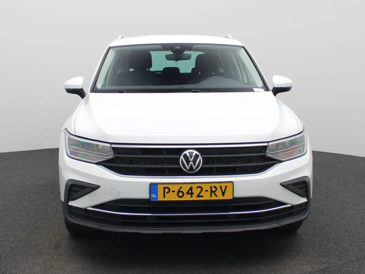 1.5 TSI Life Business | LMV | Climate control | DAB | Camera | Navigatie | Bluetooth | Adaptive cruise | Parkeer sensoren | Virtual cockpit |