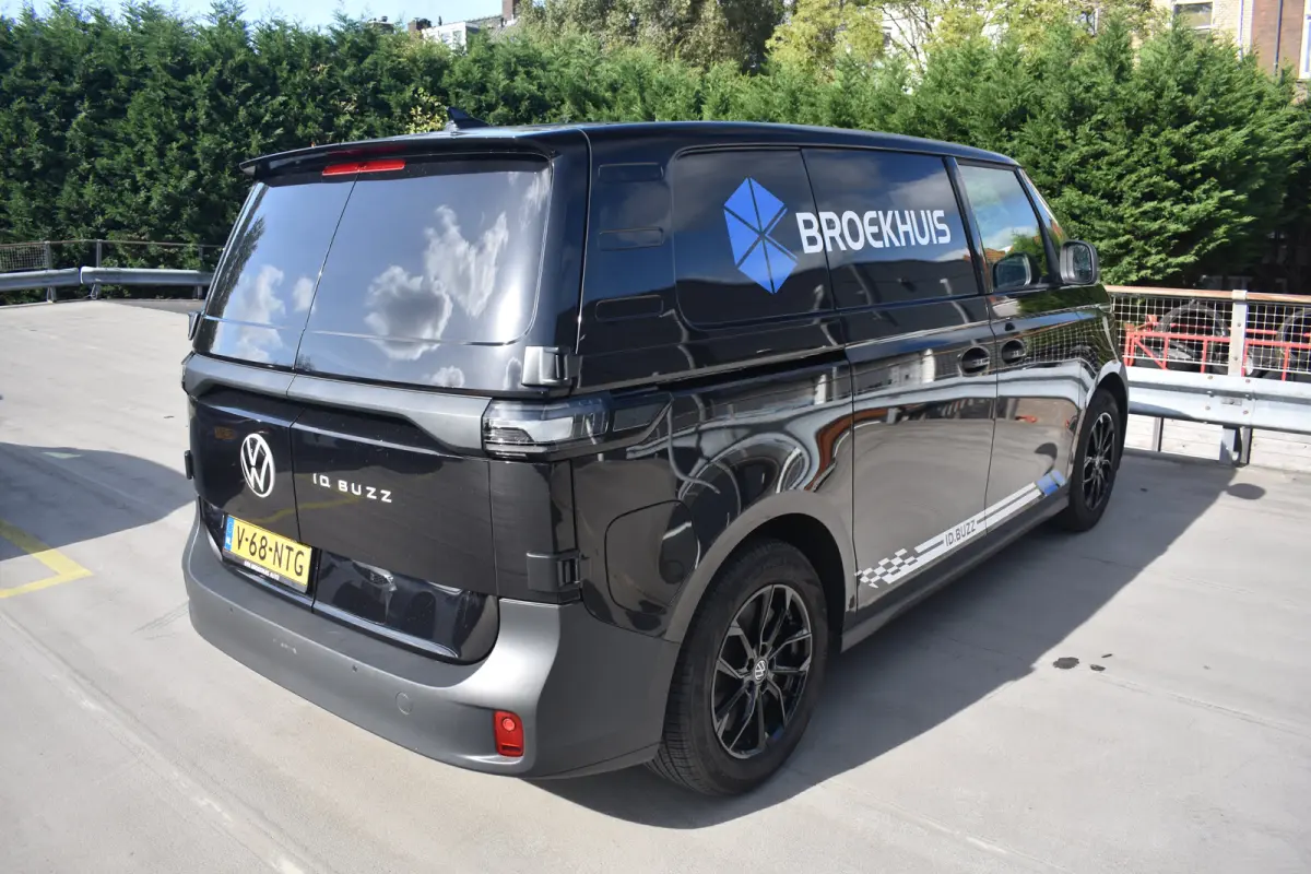 ID. Buzz Economy Business | TREKHAAK | CAMERA | APP.CONNECT | ALL.SEASON | AIRCO | DAB+ |