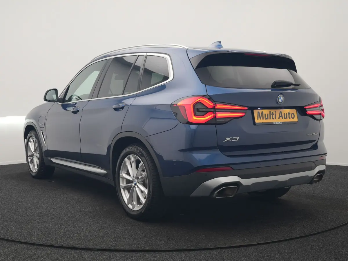 xDrive30e FACELIFT High Executive PHEV 293pk Dealer O.H | Trekhaak Af Fabriek | Panodak | Head Up | Adaptive Cruise | Camera | Laser LED | Hifi Audio | Lederen Sportstoelen Memory & Ventilat