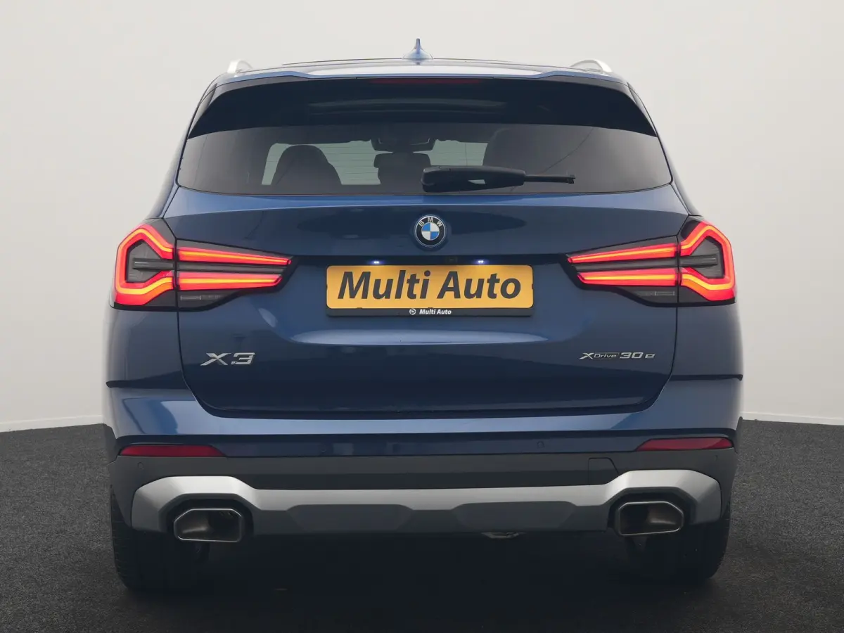 xDrive30e FACELIFT High Executive PHEV 293pk Dealer O.H | Trekhaak Af Fabriek | Panodak | Head Up | Adaptive Cruise | Camera | Laser LED | Hifi Audio | Lederen Sportstoelen Memory & Ventilat
