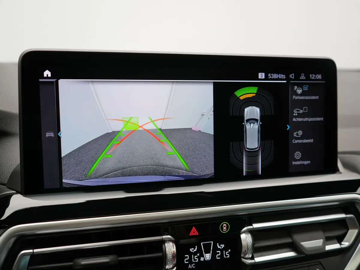 xDrive30e FACELIFT High Executive PHEV 293pk Dealer O.H | Trekhaak Af Fabriek | Panodak | Head Up | Adaptive Cruise | Camera | Laser LED | Hifi Audio | Lederen Sportstoelen Memory & Ventilat