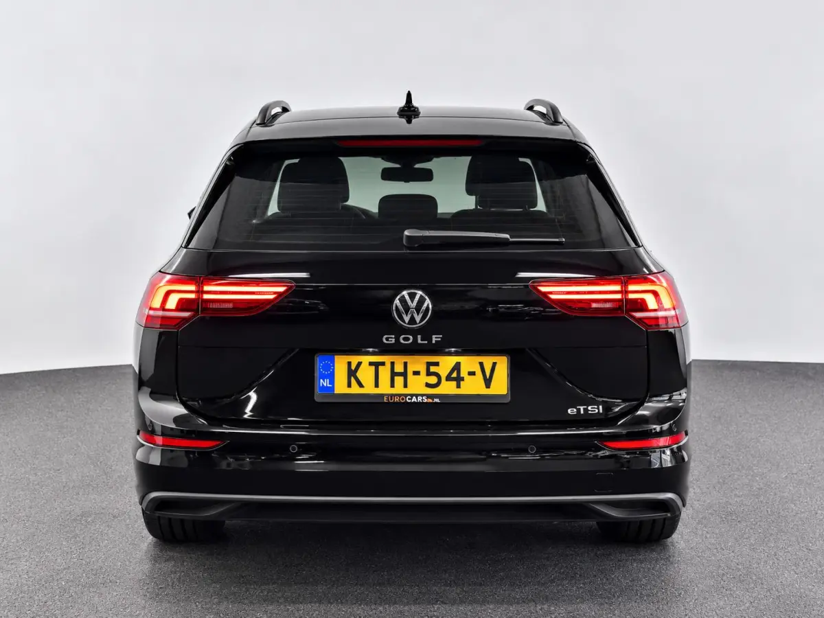 1.5 eTSI Life DSG Navigatie Apple Carplay Android Auto Parkeerhulp Adaptive Cruise Control Stoel- en stuurverwarming Sfeerverlichting Virtual Cockpit Climate Control
