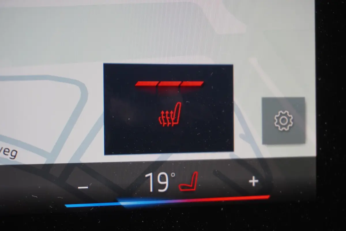 120 | M Sportpakket Pro | Premium Pack | Glazen panoramadak | Harman Kardon HiFi Sound system | Stuurwielrand verwarmd | Driving Assistant