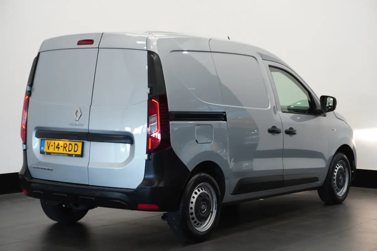 1.3 TCe 100PK Benzine EURO 6 - Airco - Navi - Cruise - €11.950,- Excl.