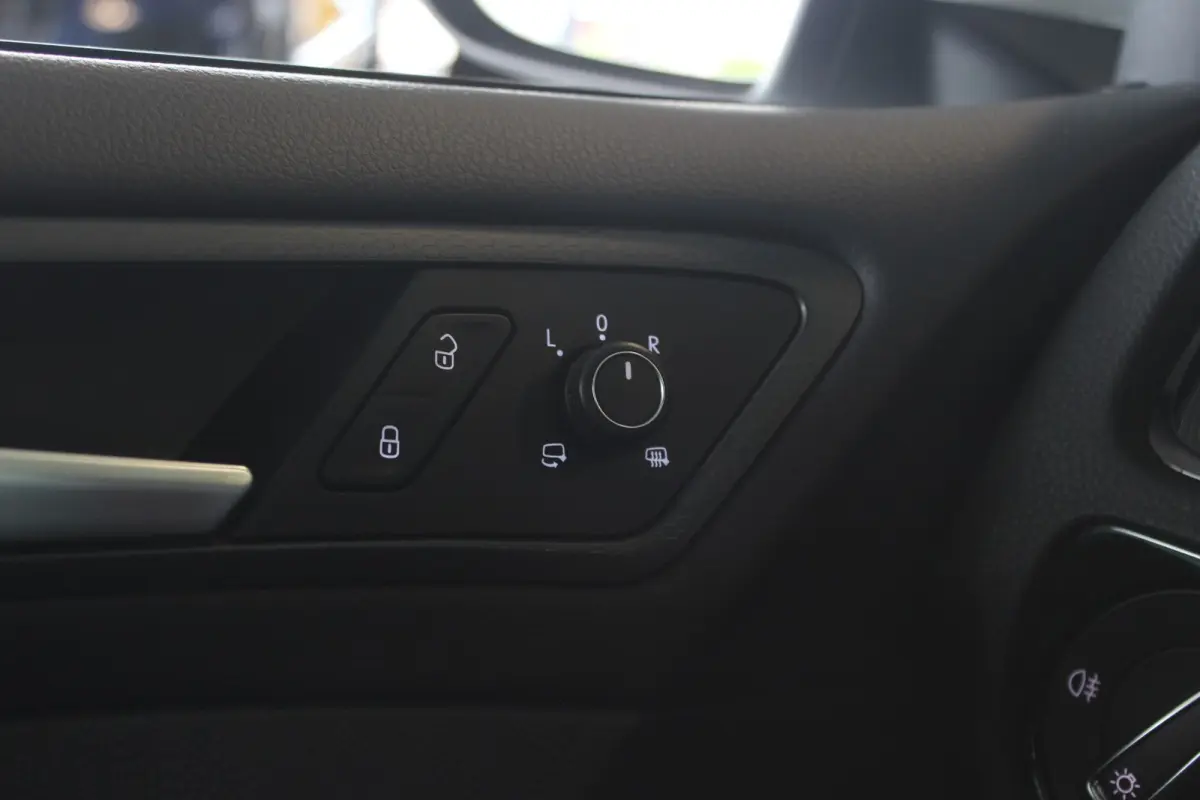 2.0 TSI GTI Performance NL-Auto | Milltek | Dynaudio | Carplay | Virtual Cockpit | Camera | LED | Adapt. Cruise | 19" LMV | PDC